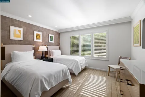 $1,275,000 | 850 Acorn Way, Napa, CA 94558
