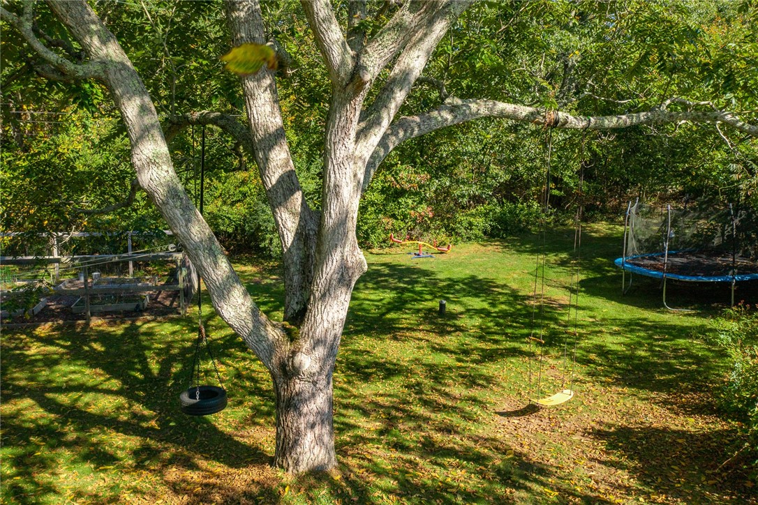 2358 Post Road South Kingstown, RI 02879 - Photo 25 of 36