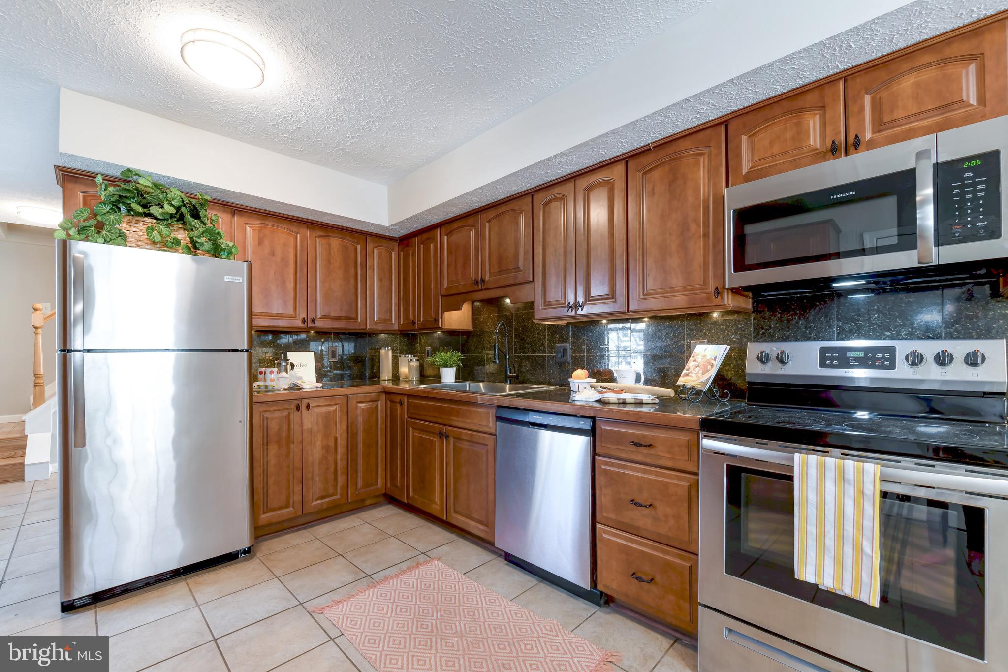 2978 Friends Road Annapolis, MD 21401 - Photo 3 of 51 Gallery Image 3