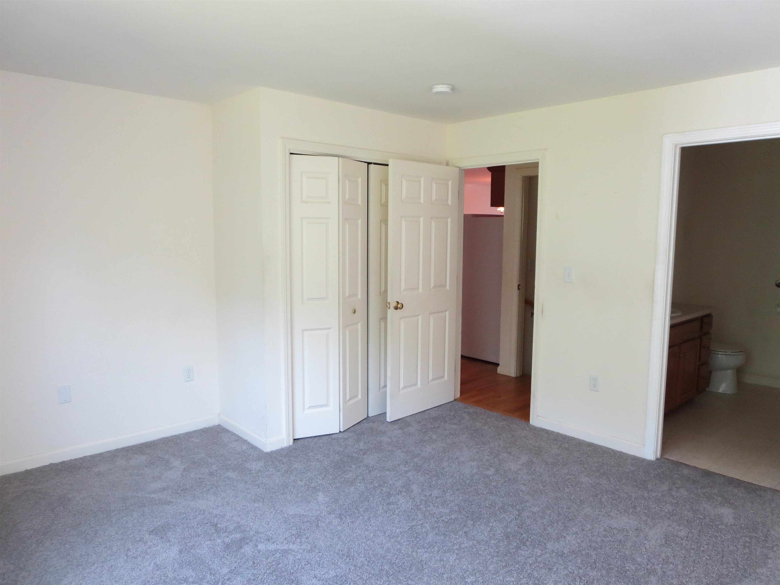 82 Brookview Road Windham, NH 03087 - Photo 11 of 16