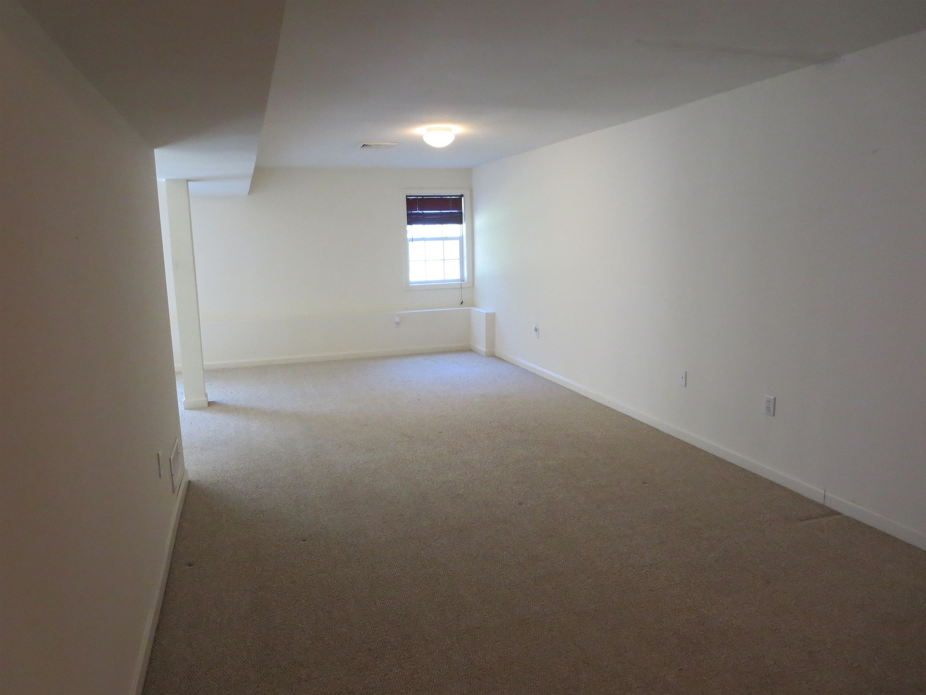 82 Brookview Road Windham, NH 03087 - Photo 15 of 16