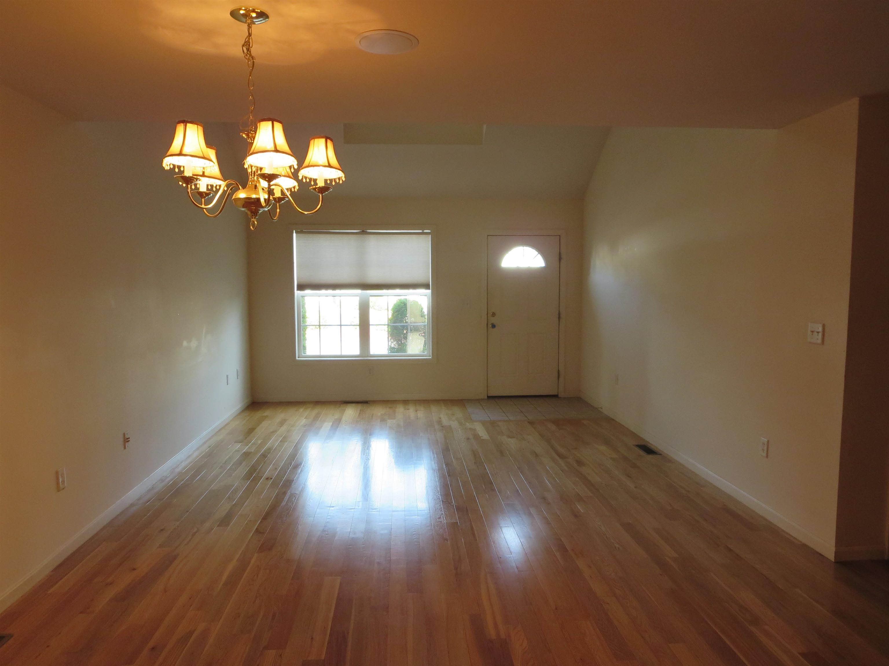 82 Brookview Road Windham, NH 03087 - Photo 7 of 16