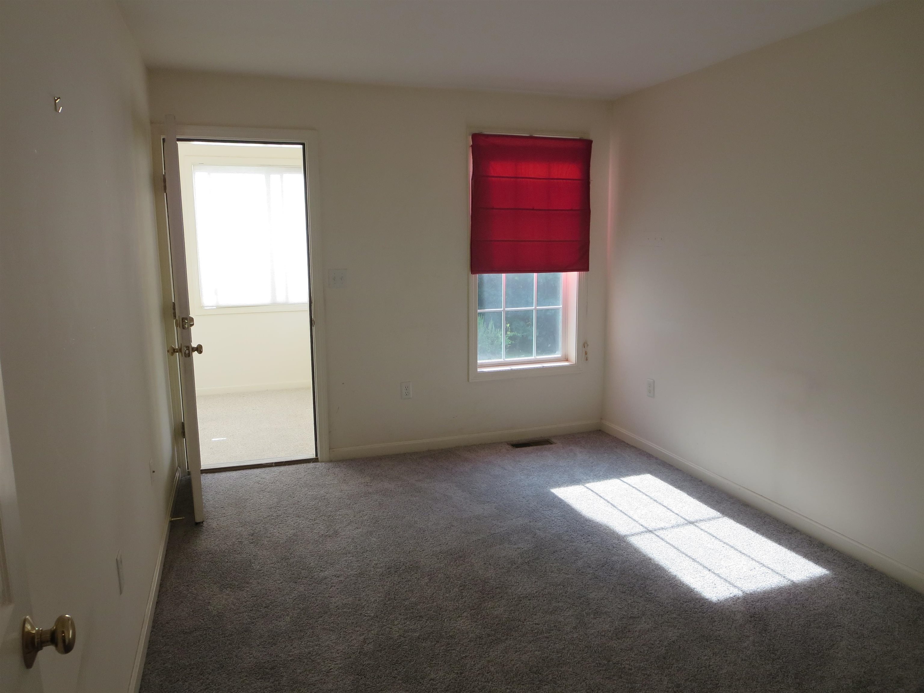 82 Brookview Road Windham, NH 03087 - Photo 8 of 16