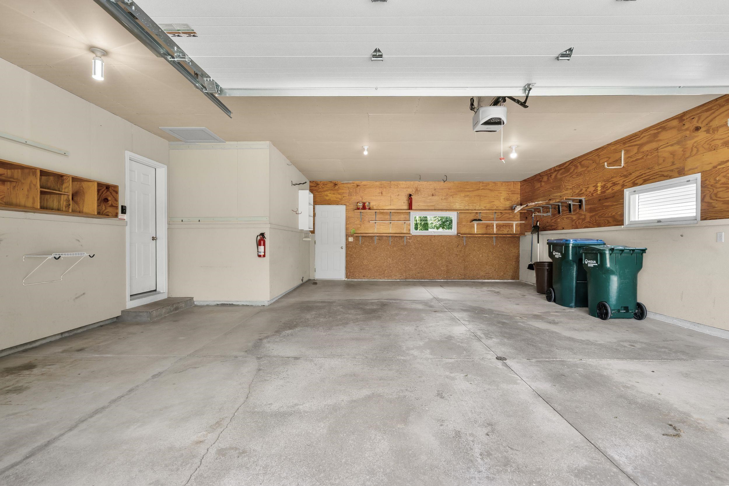 2615 West Sunnyview Circle Appleton, WI 54914 - Photo 37 of 44