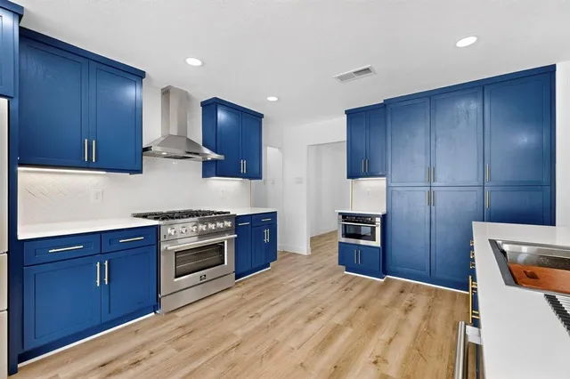 $5,000 | 7116 Town Bluff Drive, Dallas, TX 75248