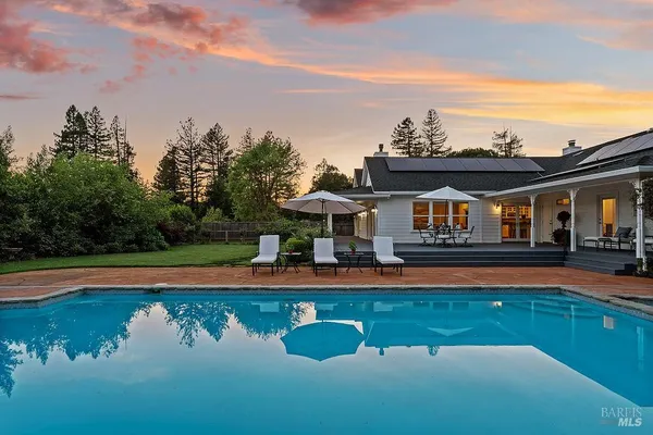 $2,575,000 | 15119 Grove Street, Healdsburg, CA 95448