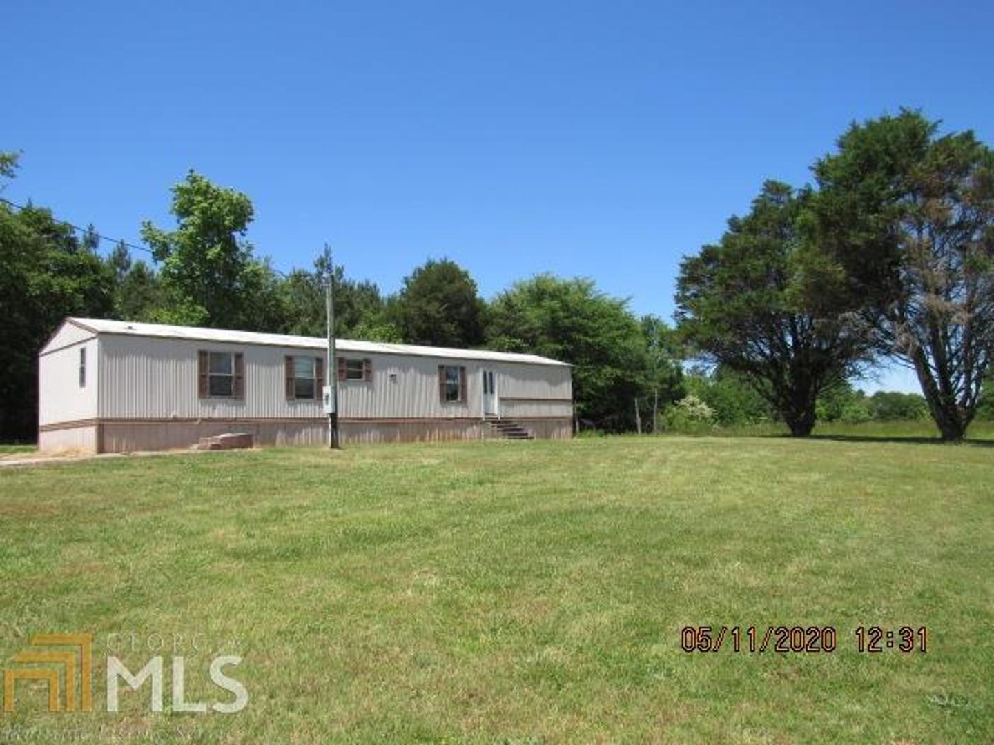 1143 South Fairview Road Lavonia, GA 30553 - Photo 1 of 1 Gallery Image 1