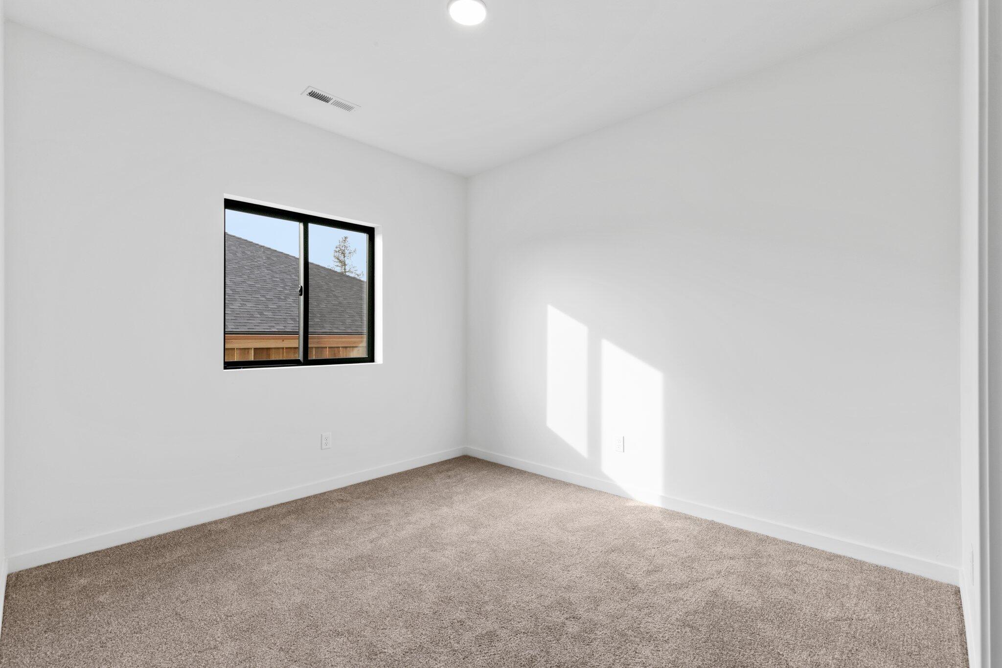 363 Arrowhead Trail Eagle Point, OR 97524 - Photo 20 of 24 20