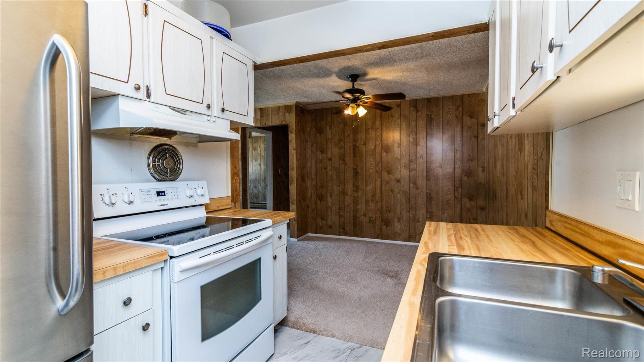 26720 Joy Road, Unit B7 Redford, MI 48239 - Photo 12 of 23 013_9.jpg