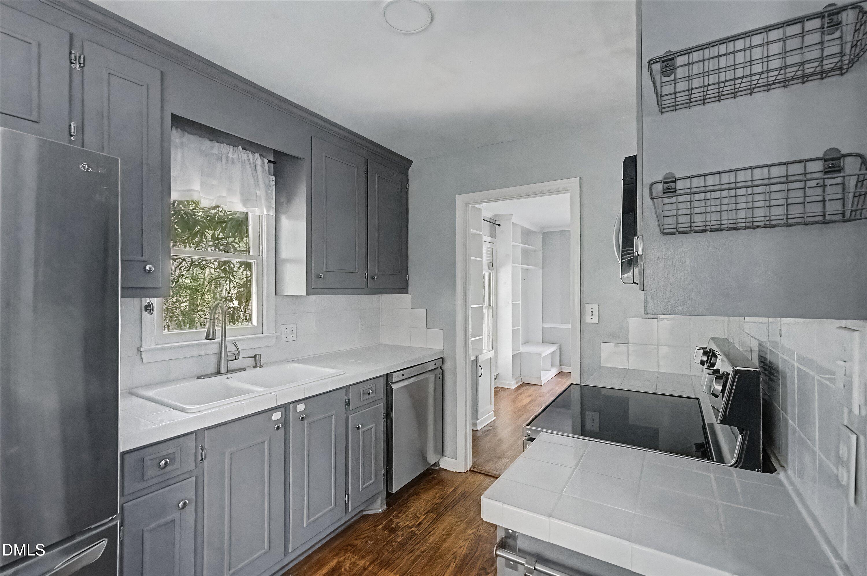 1331 Valley Run Durham, NC 27707 - Photo 6 of 24