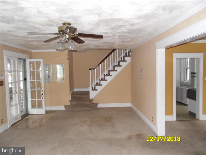237 Ashby Road Upper Darby, PA 19082 - Photo 2 of 11