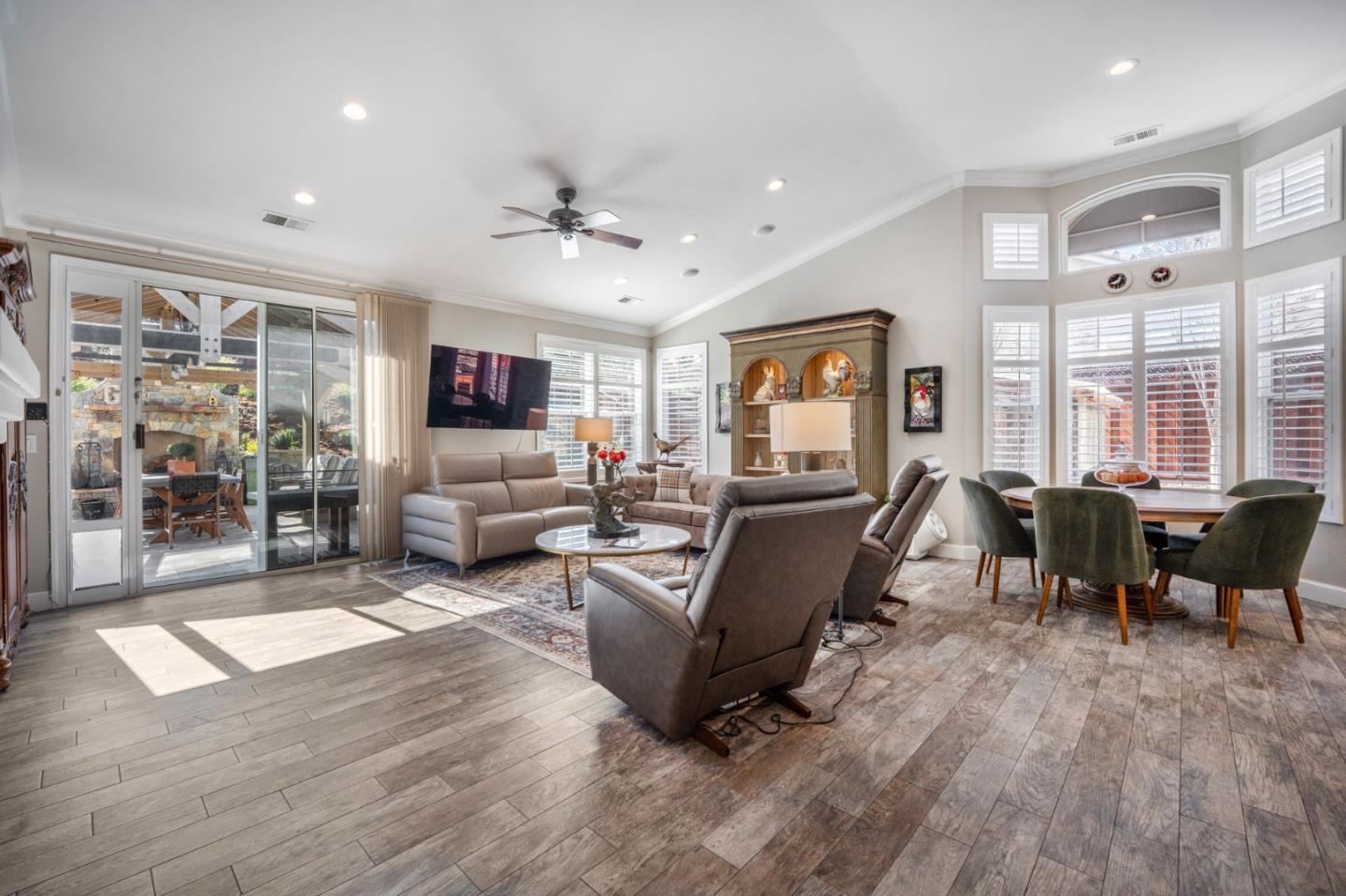 1235 Quail Ridge Way Hollister, CA 95023 - Photo 23 of 36 Gallery Image 23