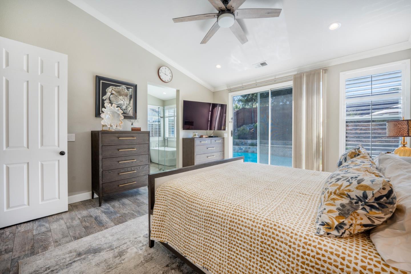 1235 Quail Ridge Way Hollister, CA 95023 - Photo 8 of 36 Gallery Image 8