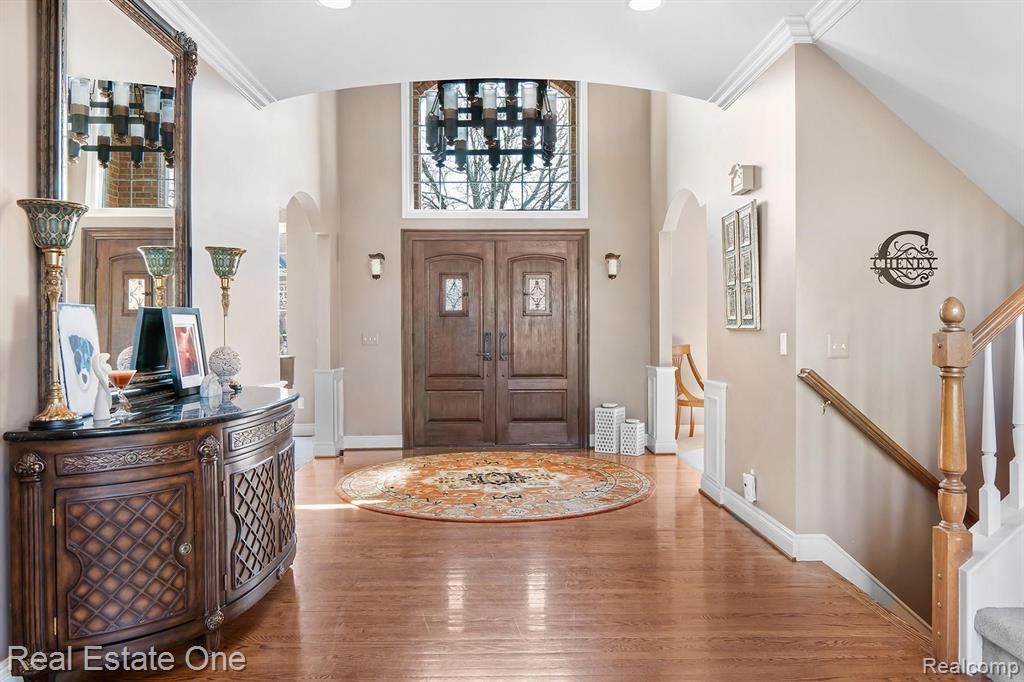 2018 Hickory Trail Drive Rochester Hills, MI 48309 - Photo 2 of 60