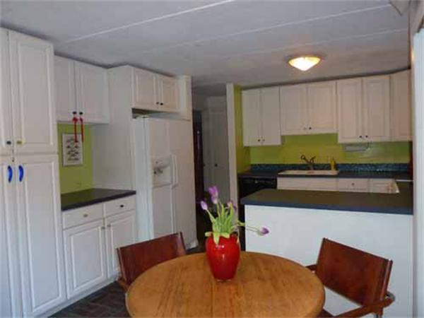 9 Woodridge Road Wayland, MA 01778 - Photo 12 of 28 Gallery Image 12