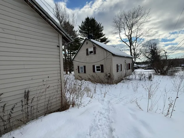 $98,000 | 188 Ohio Hill Road, Fairfield, ME 04937