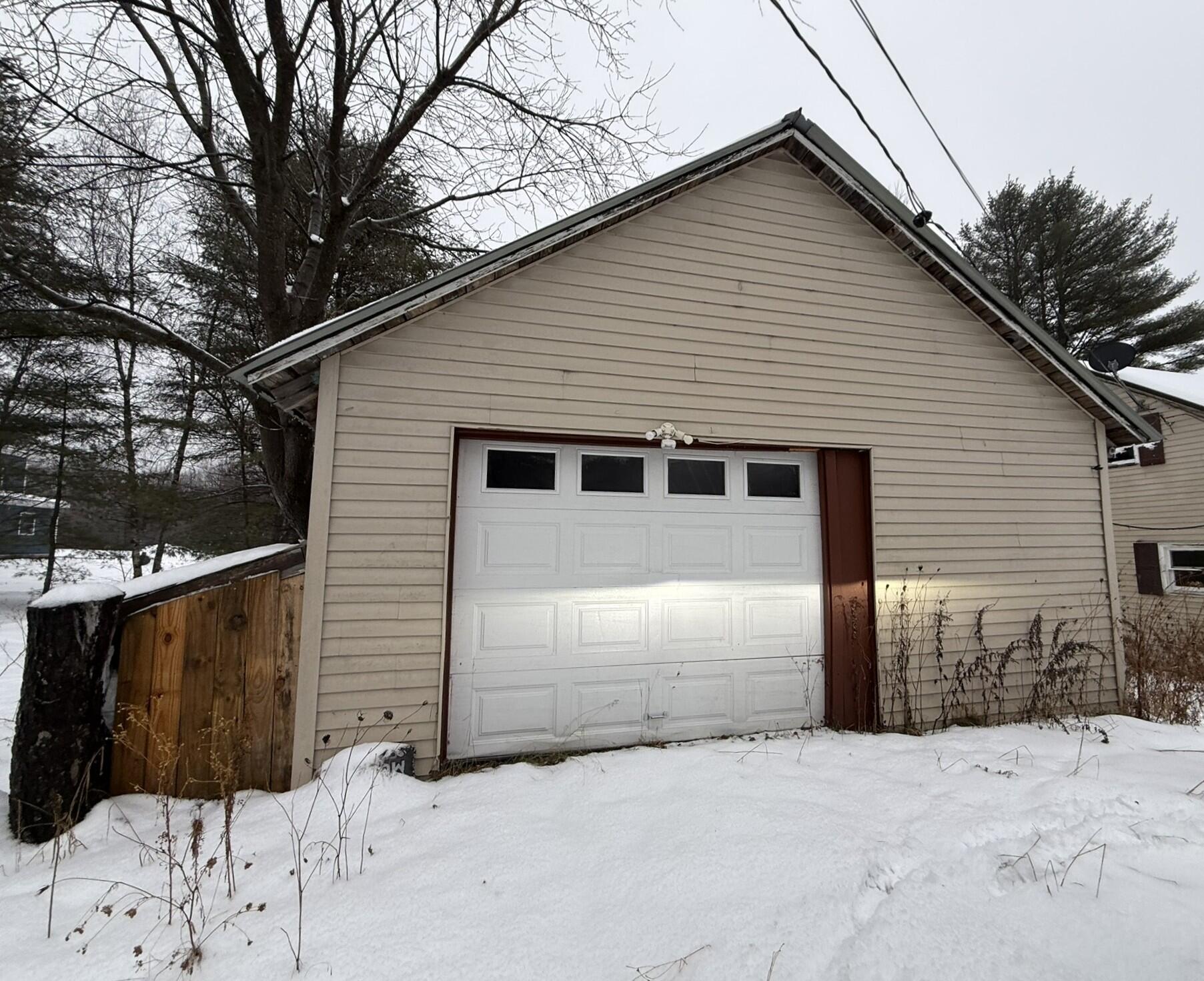 188 Ohio Hill Road Fairfield, ME 04937 - Photo 2 of 17 IMG_8252