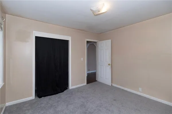 $185,000 | 7109 North Cherry Lane, Gladstone, MO 64118