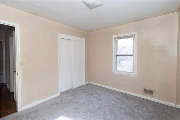 $185,000 | 7109 North Cherry Lane, Gladstone, MO 64118