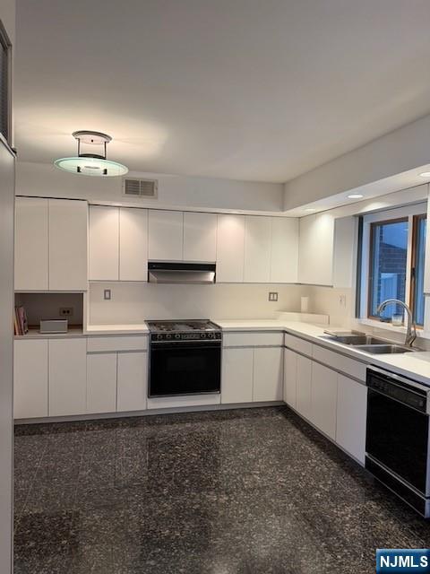 535 Summit Street Englewood Cliffs, NJ 07632 - Photo 10 of 34