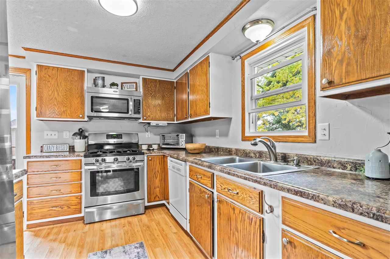 1800 Highland Road Ely, IA 52227 - Photo 9 of 21 Gallery Image 9