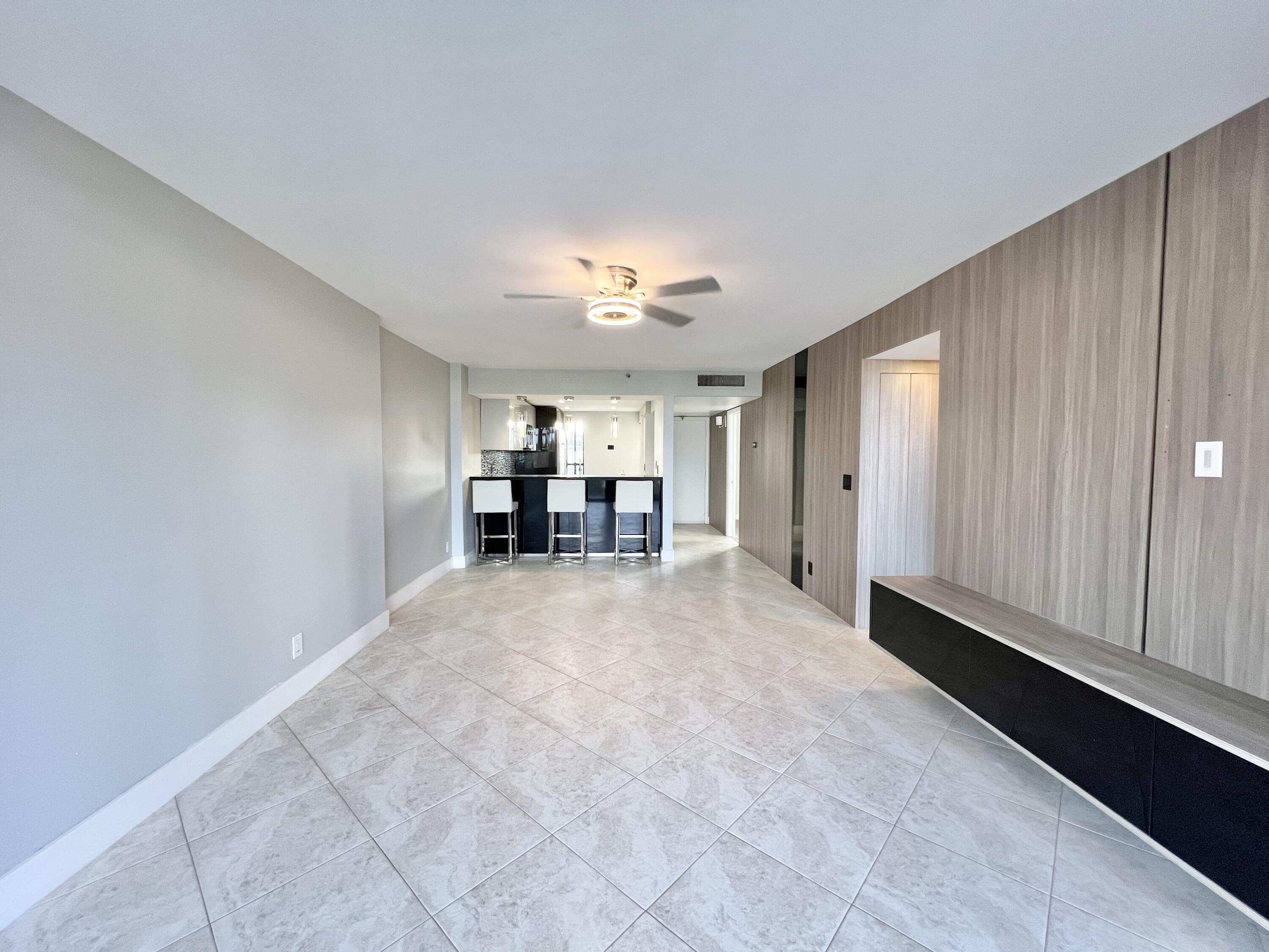 17 Royal Palm Way, Unit 503 Boca Raton, FL 33432 - Photo 5 of 29 a view of work space with windows