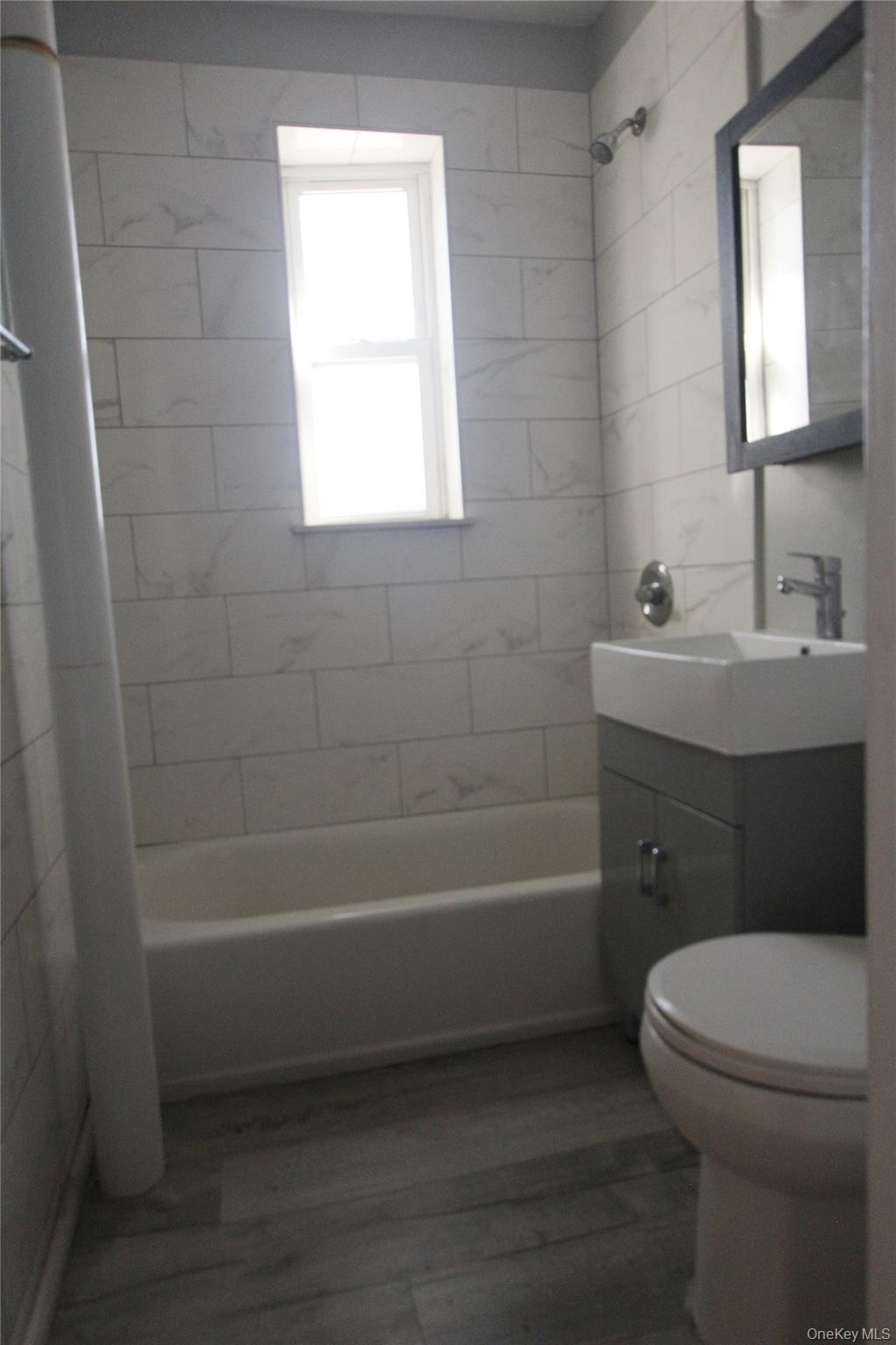 477 Merrick Road Lynbrook, NY 11563 - Photo 5 of 8