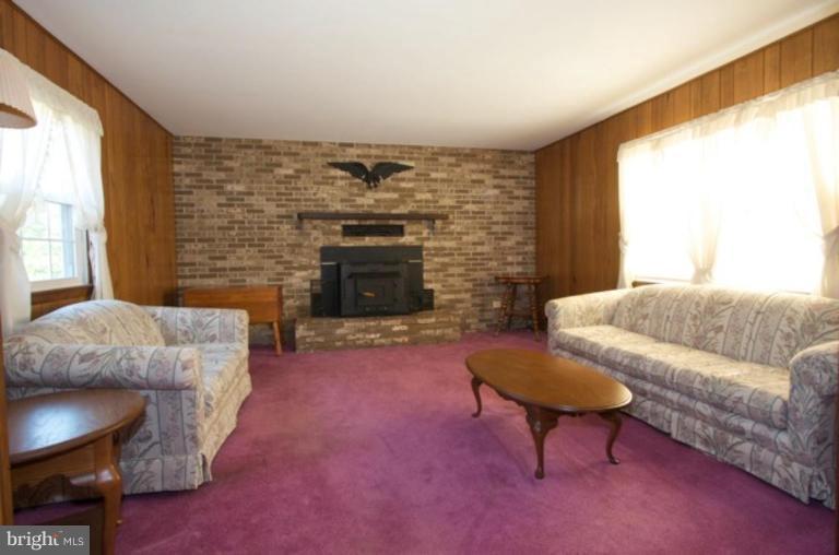 2415 Minnick Road Forest Hill, MD 21050 - Photo 6 of 19 Family Room