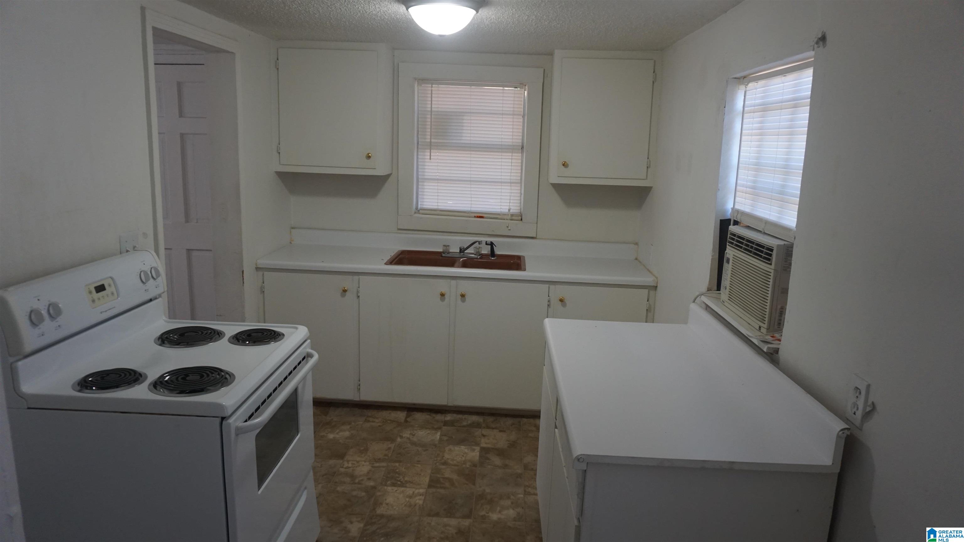 642 South Parkell Avenue Bessemer, AL 35023 - Photo 34 of 39
