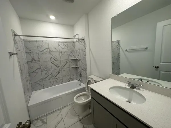 $2,499 | 336 Canley Loop, Hutto, TX 78634