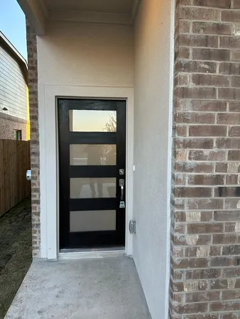 $2,499 | 336 Canley Loop, Hutto, TX 78634