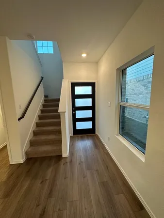 $2,499 | 336 Canley Loop, Hutto, TX 78634