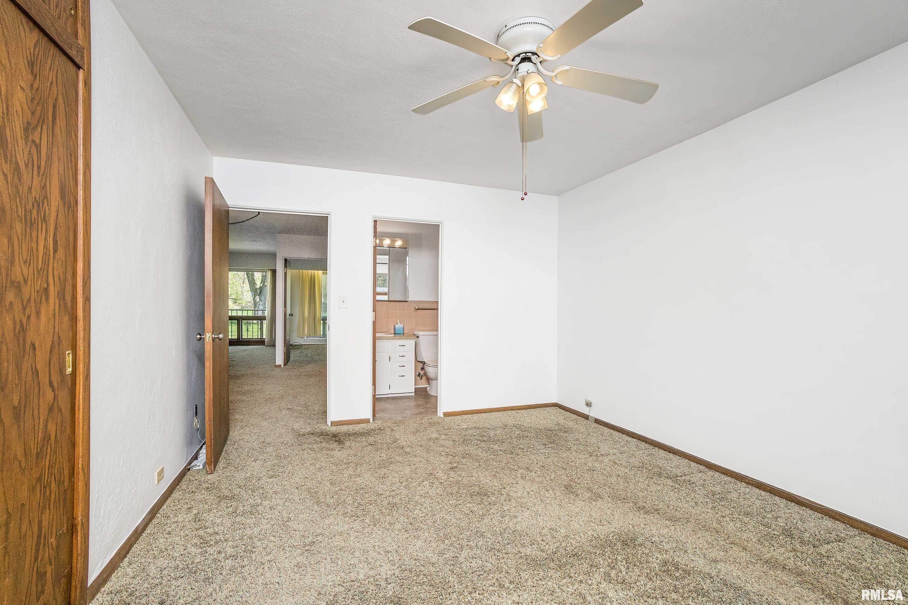1104 Kimberly Road, Unit 303 Bettendorf, IA 52722 - Photo 22 of 34 Gallery Image 22
