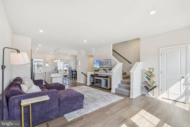 $2,200 | 79 Swan Fld Avenue, Ranson, WV 25438