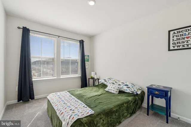 $2,200 | 79 Swan Fld Avenue, Ranson, WV 25438