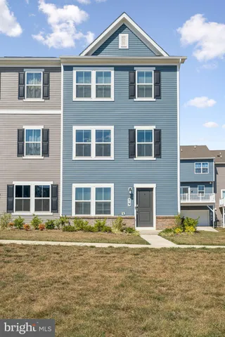 $2,200 | 79 Swan Fld Avenue, Ranson, WV 25438