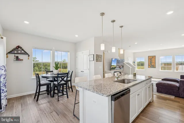 $2,200 | 79 Swan Fld Avenue, Ranson, WV 25438