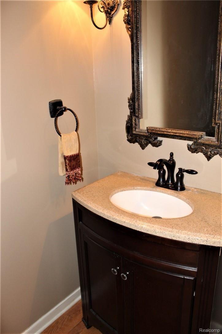 440 Belle Meade Road Troy, MI 48098 - Photo 36 of 48 IMG_0638.JPG