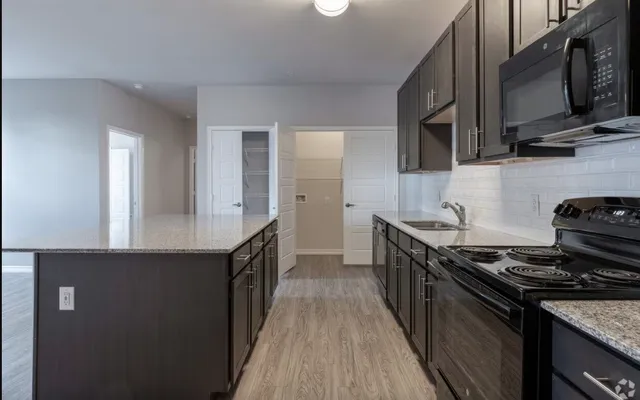 $1,200 | 104 Bettie Mae Way, Georgetown, TX 78633