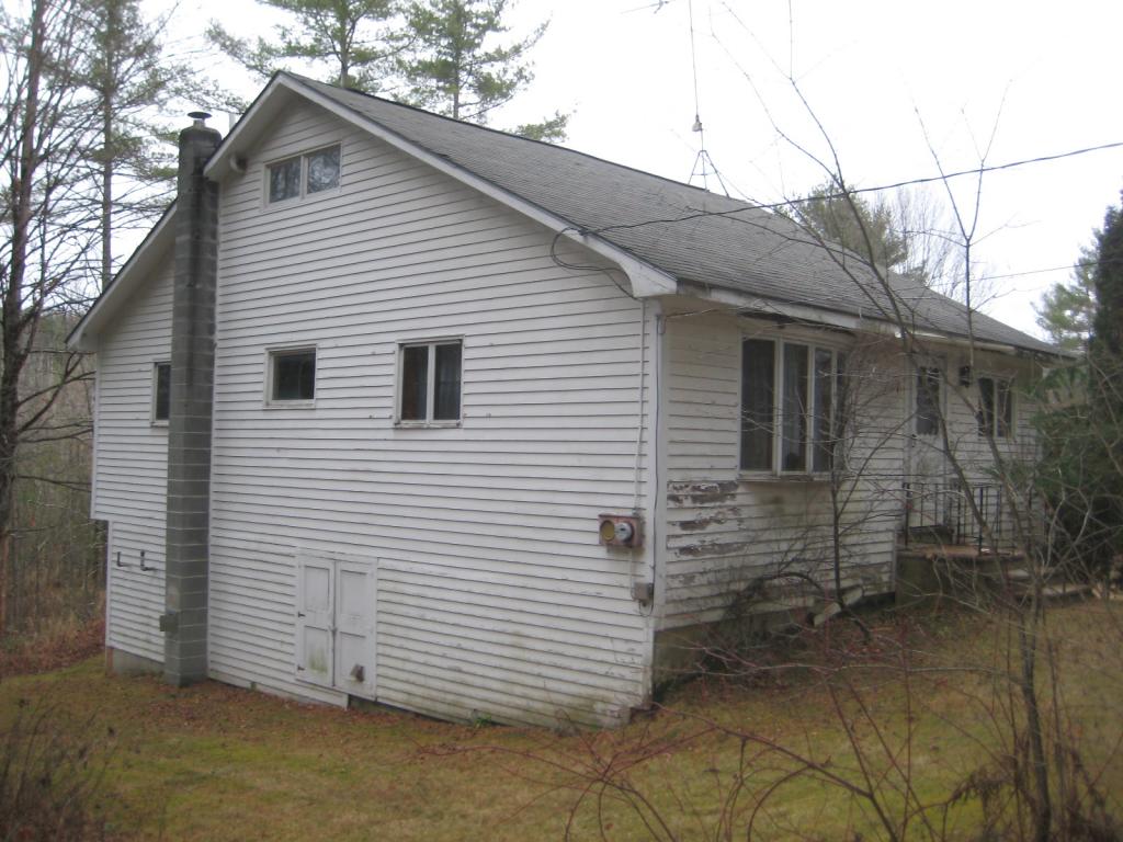 282 Richmond Road Brandon, VT 05733 - Photo 5 of 17 Gallery Image 5