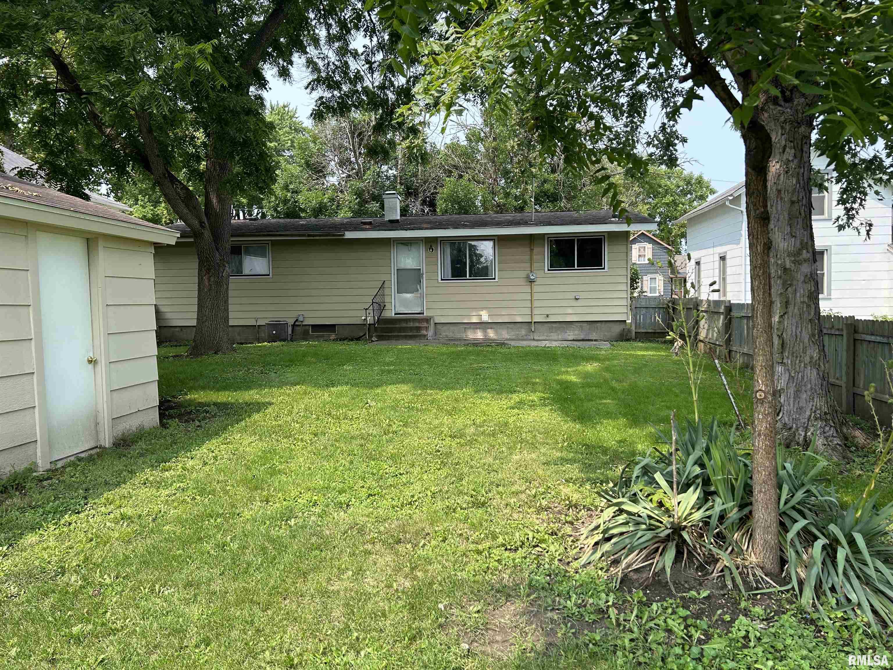 116 North Spring Street Geneseo, IL 61254 - Photo 2 of 15 Gallery Image 2