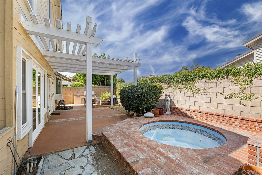 3 Descanso Irvine, CA 92620 - Photo 38 of 54