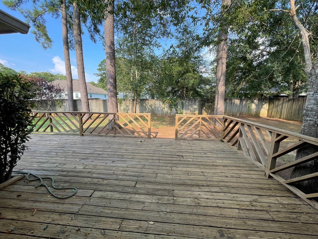 108 Rochelle Court Dothan, AL 36305 - Photo 20 of 25 Deck