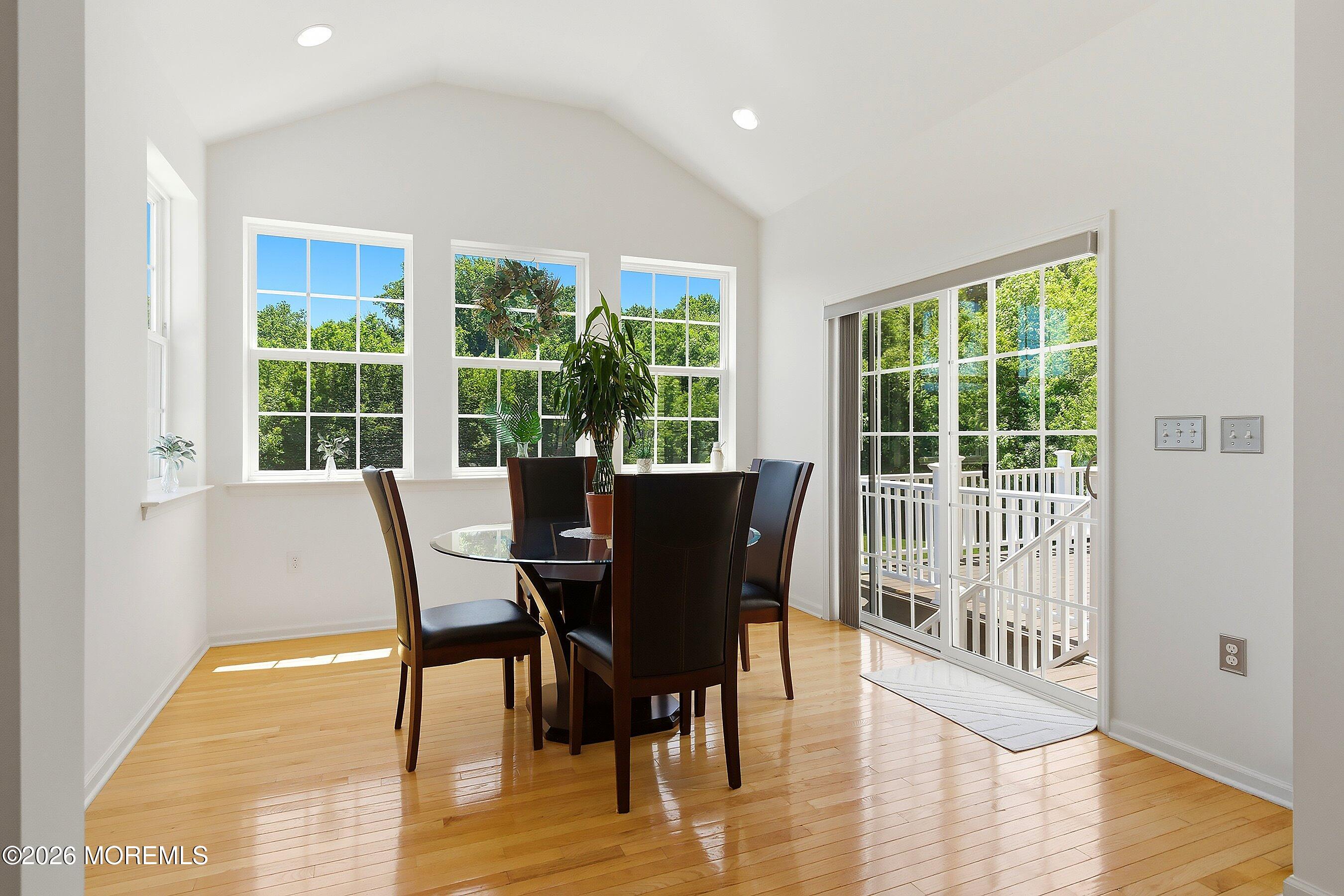 6 Valley Court Cream Ridge, NJ 08514 - Photo 17 of 48 32-Breakfast Area
