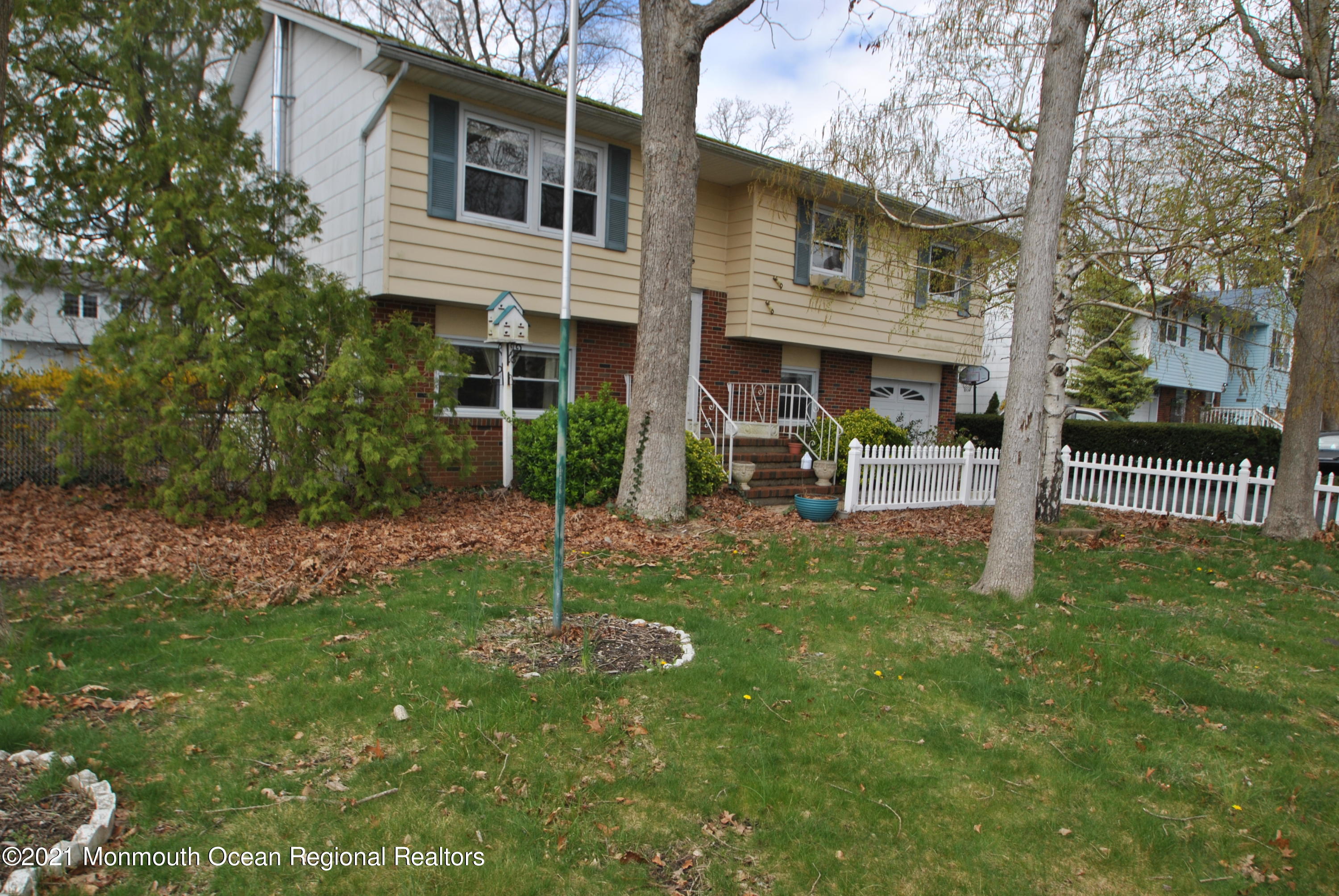141 Queen Ann Road Brick, NJ 08723 - Photo 2 of 20 DSC_7349