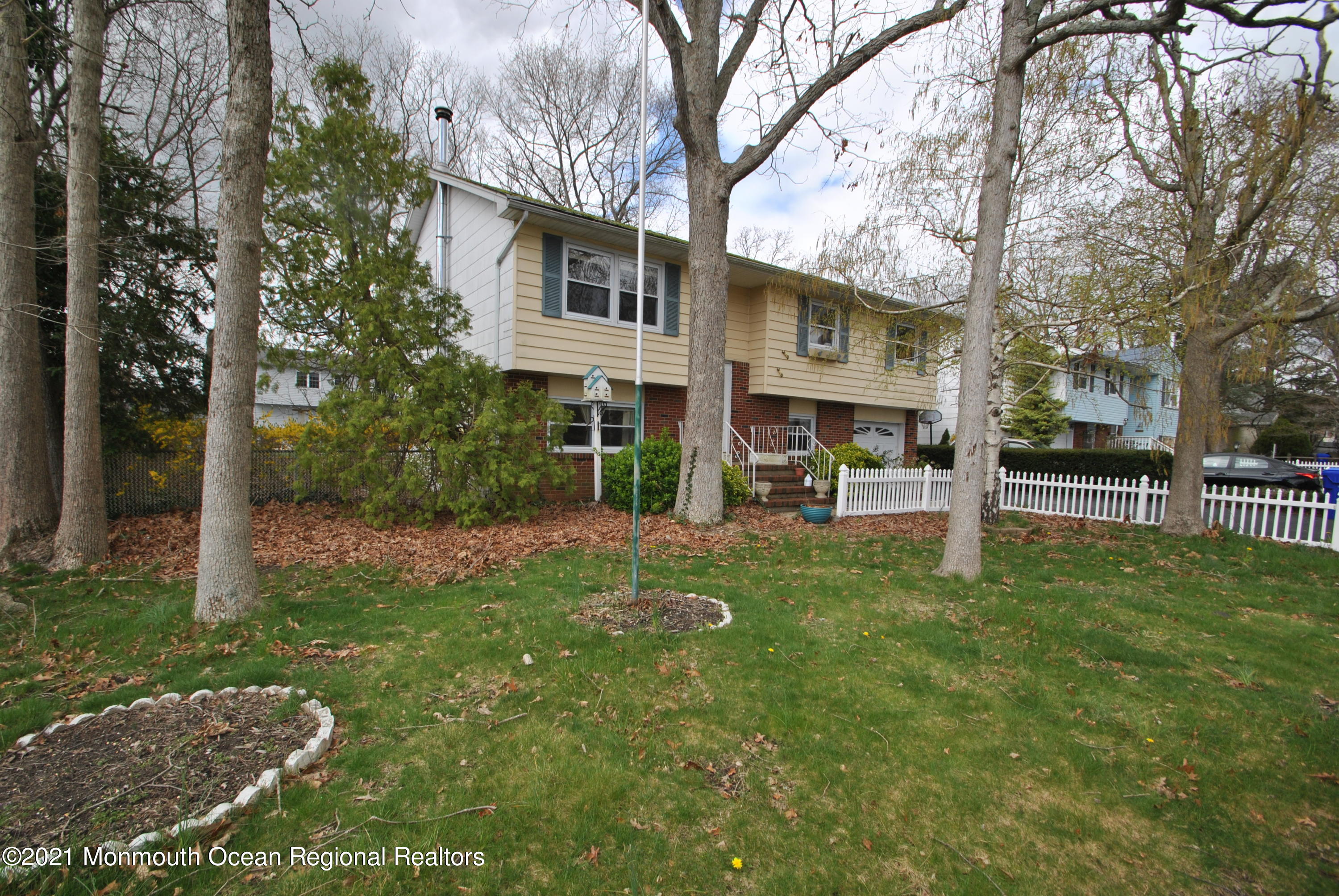 141 Queen Ann Road Brick, NJ 08723 - Photo 3 of 20 DSC_7350