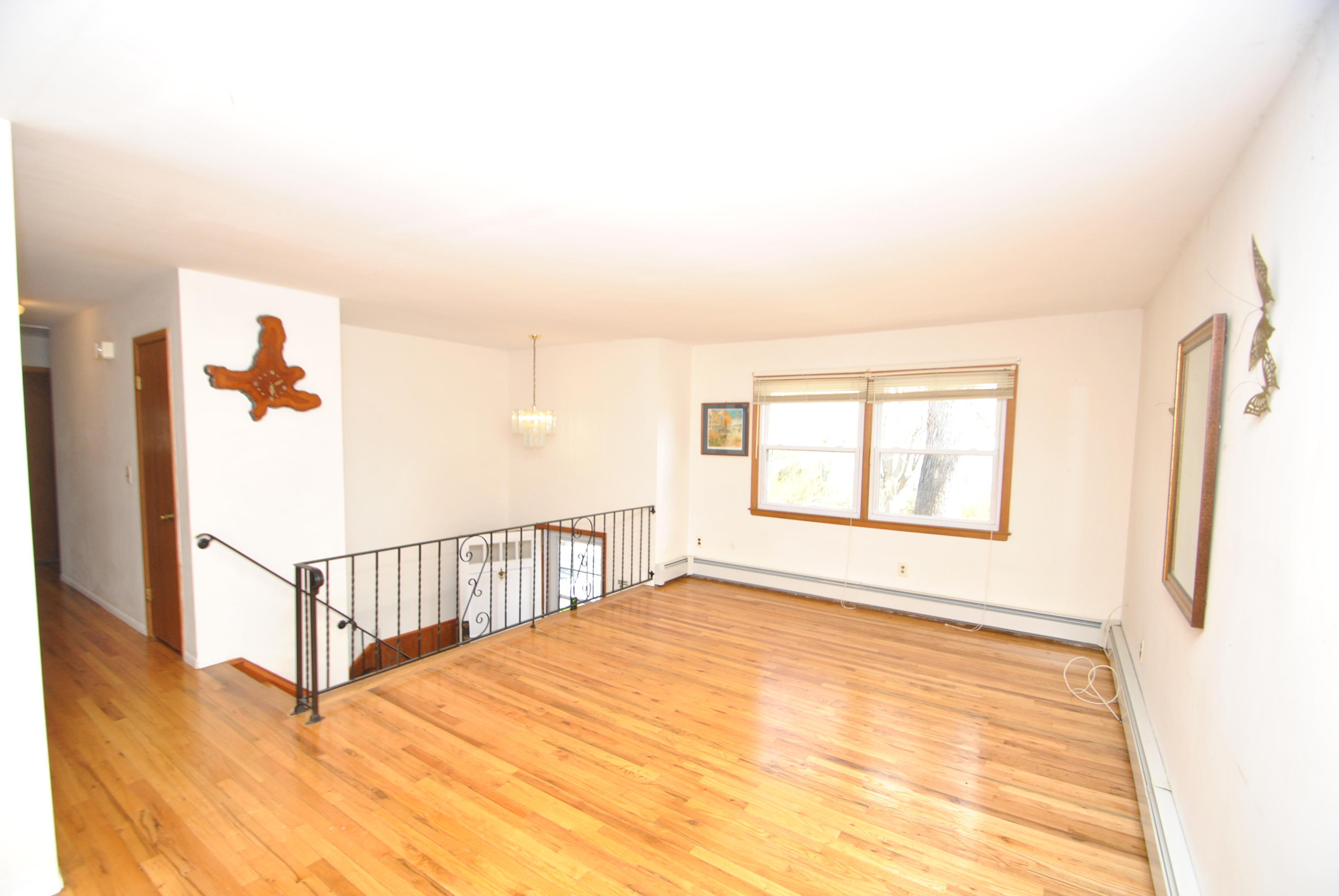 141 Queen Ann Road Brick, NJ 08723 - Photo 9 of 20 DSC_7367