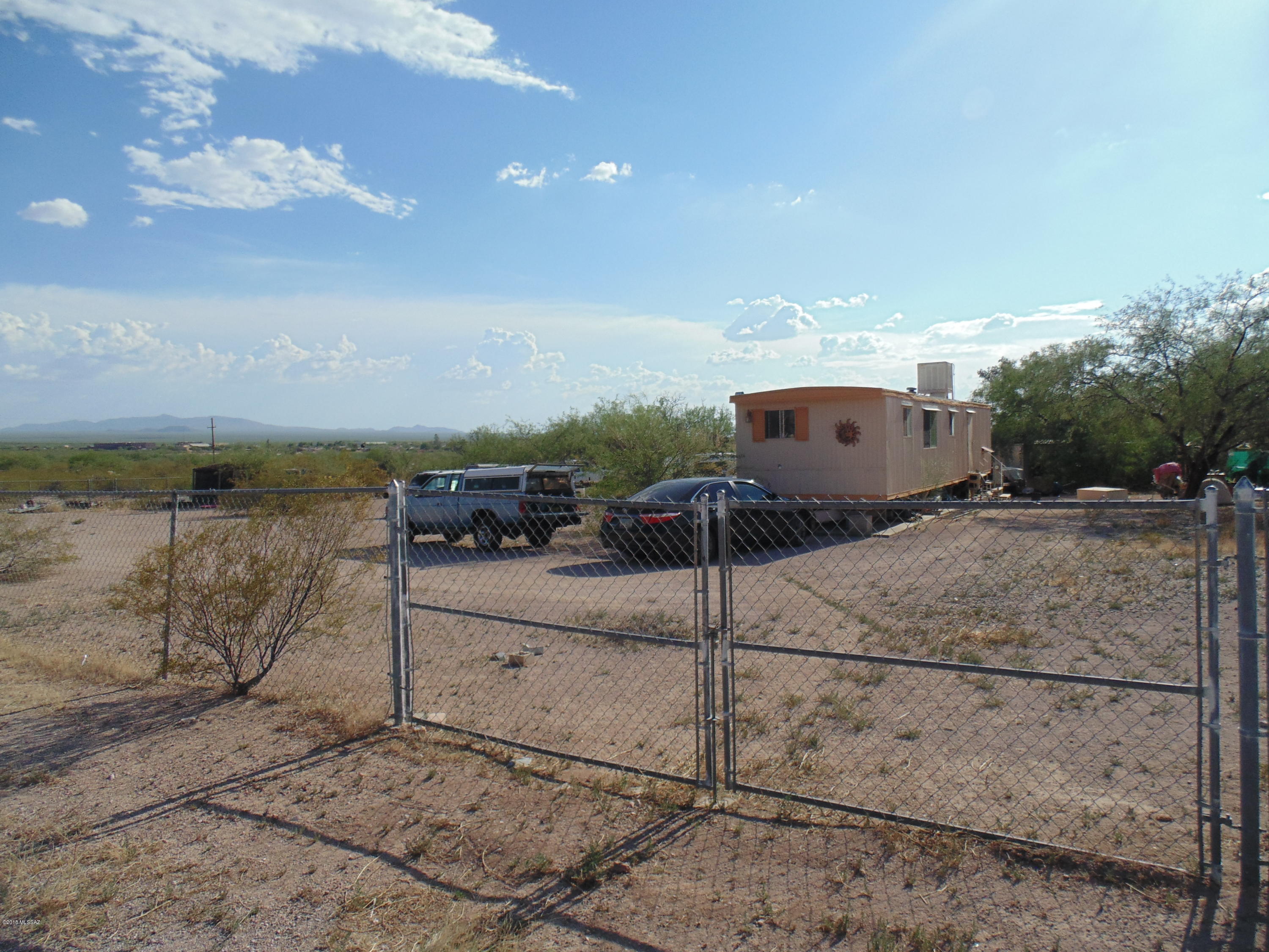 4311 West Elvado Road, Unit 70 Tucson, AZ 85746 - Photo 2 of 3 Gallery Image 2