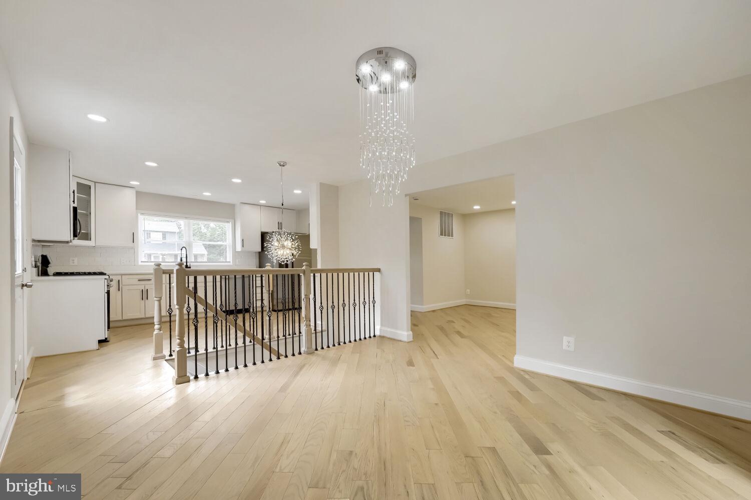 113 Danbury Road Reisterstown, MD 21136 - Photo 7 of 28 Dining Room