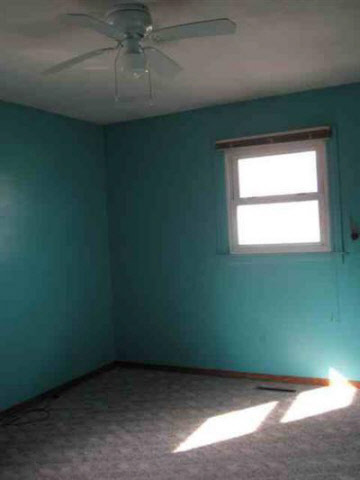4401 Lemon Road Durand, MI 48429 - Photo 6 of 8 20155572-5.JPG